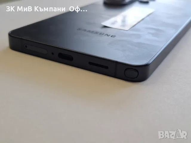 Мобилен телефон Samsung Galaxy S26 Ultra, снимка 3 - Samsung - 56196938