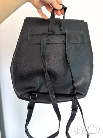 Малка черна раничка, снимка 3 - Раници - 50051117