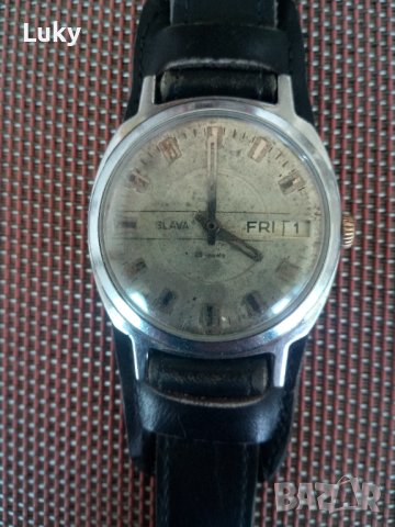 Продавам стар,мъжки,часовник-СЛАВА-СССР.Механичен.За ремонт,части ,майстор.