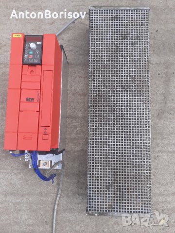 Честотен регулатор 5.5кв, снимка 2 - Резервни части за машини - 40270150