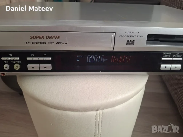 комбинирано видео с DVD , снимка 8 - Плейъри, домашно кино, прожектори - 56246093
