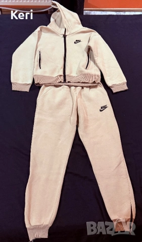 Дамски екип на Nike