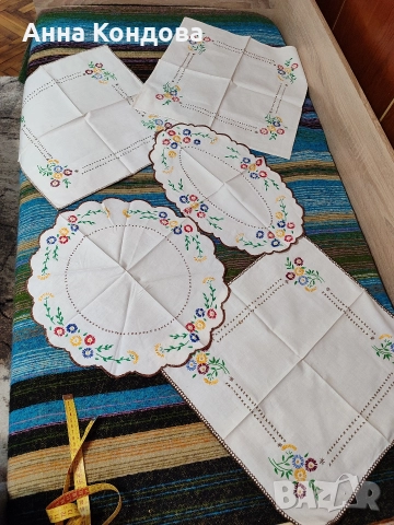 Ръчно бродирани ковьори и карета, снимка 5 - Декорация за дома - 50581067