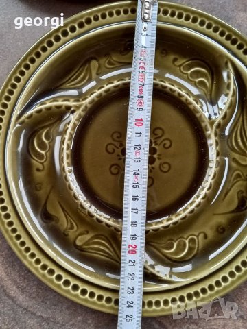 Четири керамични плата за ордьовър , снимка 5 - Прибори за хранене, готвене и сервиране - 36031640