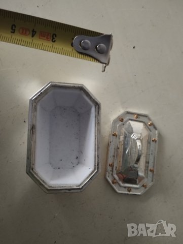 посребрена метална кутийка, снимка 3 - Други ценни предмети - 41817339