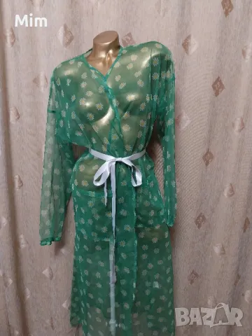 S/M Ефирен дълъг халат в зелено на бели маргарити, снимка 6 - Нощници - 49488629