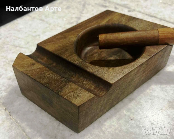 пепелник за пури 