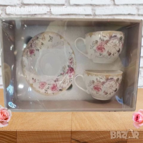 Подаръчен комплект от 2 броя порцеланови чаши за кафе 250ML с 2 чинийки, снимка 2 - Подаръци за жени - 44200364
