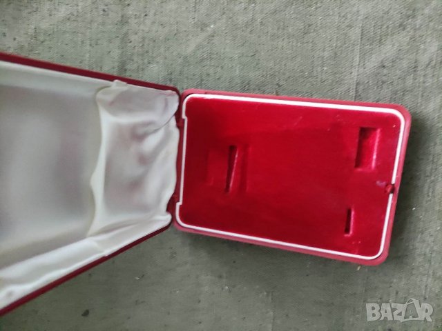 Продавам Кутия за орден НРБ