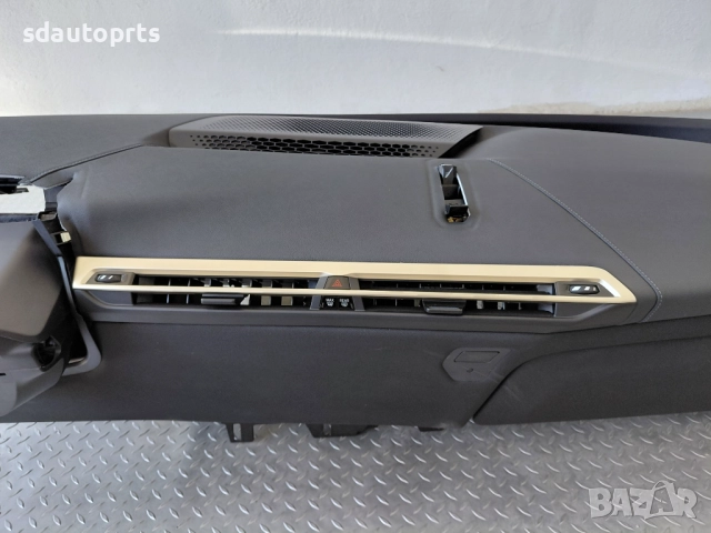 Арматурно Табло за BMW iX I20 с Head Up, снимка 8 - Части - 51607687