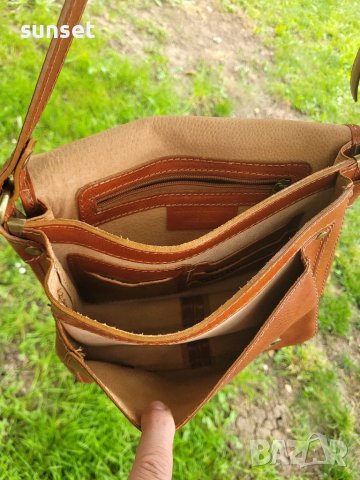 Dickens collection ЕСТЕСТВЕНА кожа кафява чанта (250$ в интернет), снимка 7 - Чанти - 50611484