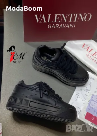 Valentino черни дамски маратонки , снимка 2 - Маратонки - 48565329