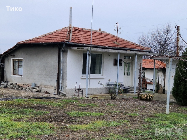 Двуетажна къща в село Средец , снимка 4 - Къщи - 52890647