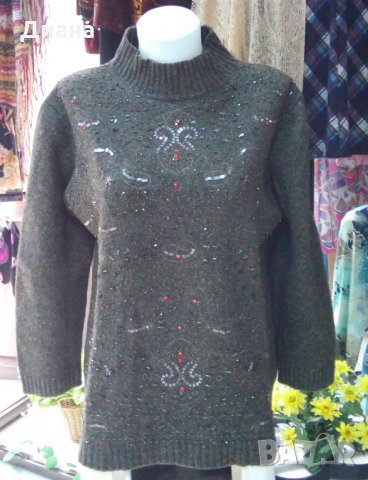  Дамски пуловер-ръчно плетиво, снимка 1 - Блузи с дълъг ръкав и пуловери - 34509932