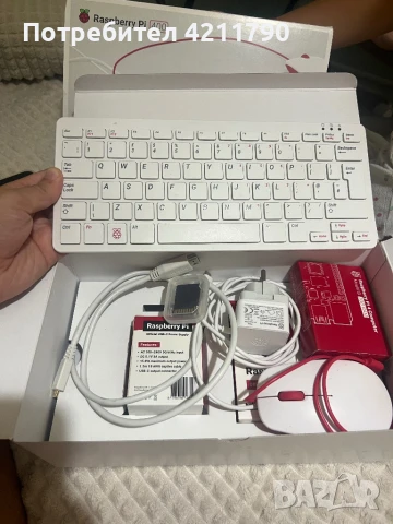 Компютър Rasberry Pi 400