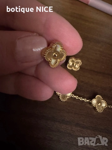 Van cleef обеци и гривна детелинки, снимка 2 - Бижутерийни комплекти - 53871750