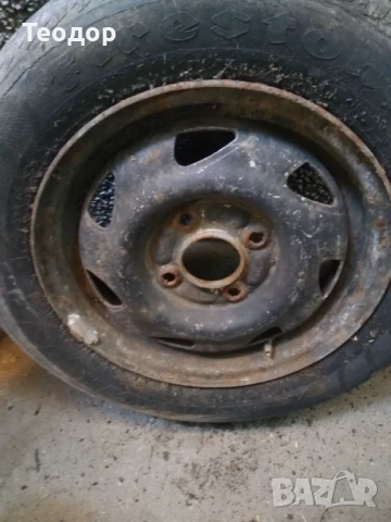 Продавам железни джанти за Форд Фиеста , снимка 2 - Гуми и джанти - 50803424