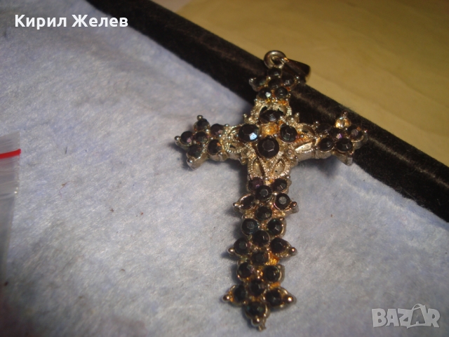 ЗЛАТИСТ СКЪПОЦЕНЕН ВИНТИДЖ НАГРЪДЕН КРЪСТ РЕТРО УКРАШЕНИЕ 6052, снимка 3 - Антикварни и старинни предмети - 36107209