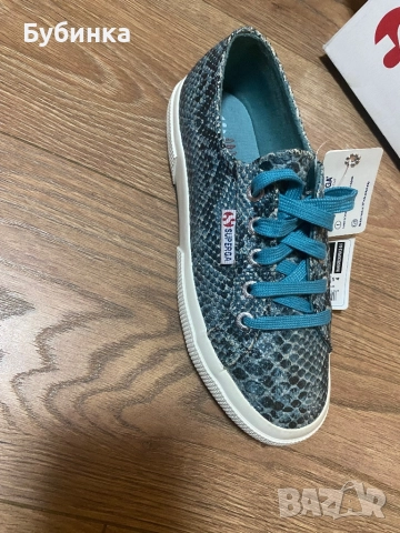 Чисто нови кецове на марка Superga