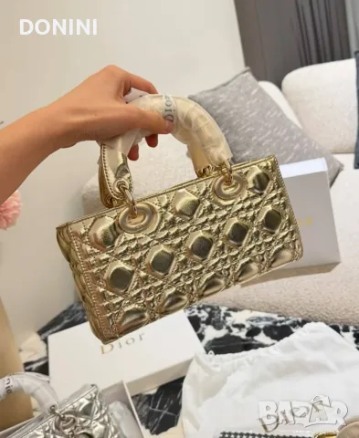 Christian Dior Дамска чанта, кожа, снимка 5 - Чанти - 56339768
