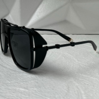 Burberry мъжки слънчеви очила маска, снимка 6 - Слънчеви и диоптрични очила - 44783413