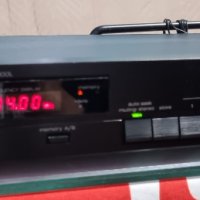 Luxman FM/AM Stereo Tuner T-100L