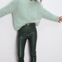 Zara зелен кожен панталон/клин, размер S, снимка 2 - Панталони - 44260367