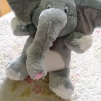 Голямо слонче, снимка 2 - Плюшени играчки - 41611307