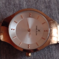 Марков дамски часовник DANIEL KLEIN QUARTZ много красив стилен дизайн - 19866, снимка 3 - Дамски - 36251891
