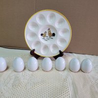 Великденска порцеланова чиния и айца, снимка 1 - Декорация за дома - 40172216