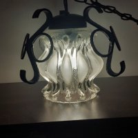 Висяща лампа ковано желязо и стъкло + Подарък LED крушка, снимка 2 - Лампи за таван - 42708107