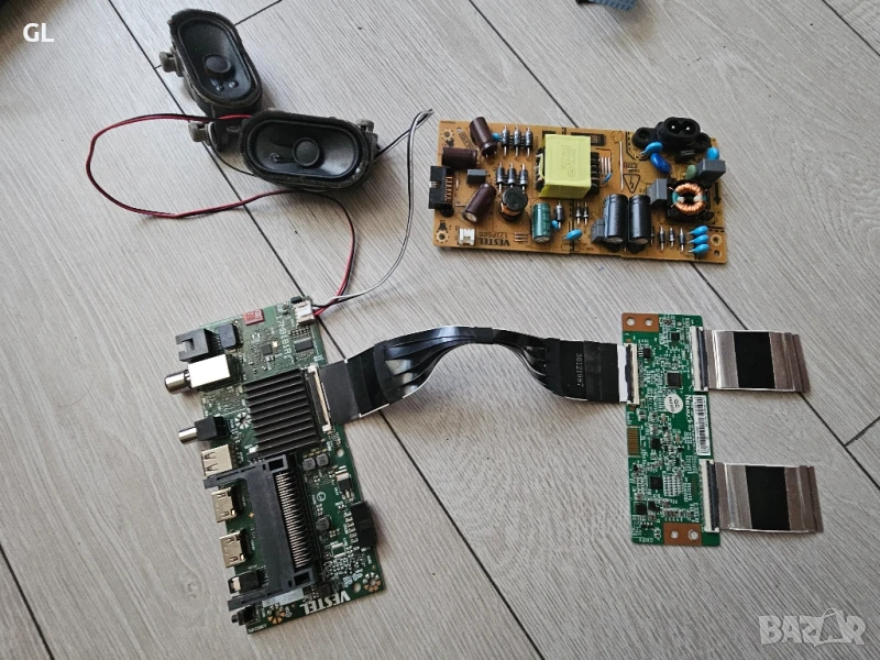 Crown 40VF90TVO, снимка 1