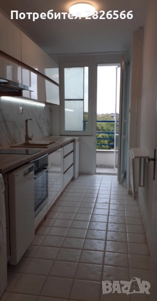 Наем Двустаен апартамент Център, снимка 1