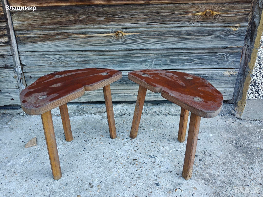 Трикраки дървени столчета, снимка 1