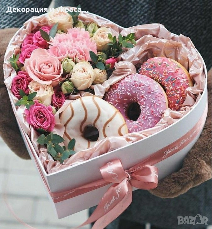 Сапунени понички  в кутия със цветя, снимка 1