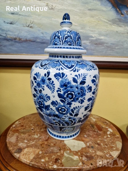 Прекрасна антикварна колекционерска холандска порцеланова урна буркан купа Delft , снимка 1