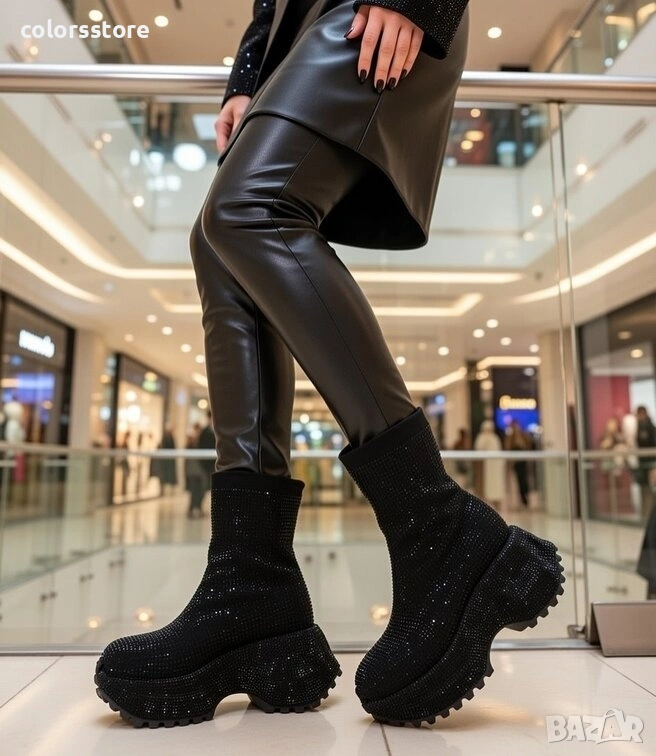 Спортни обувки на платформа - черни с камъчета - 5WL110 , снимка 1