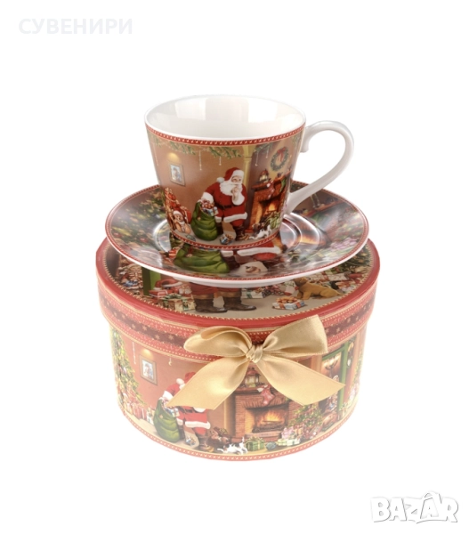 Комплект коледна чаша с чинийка в кутийка, снимка 1
