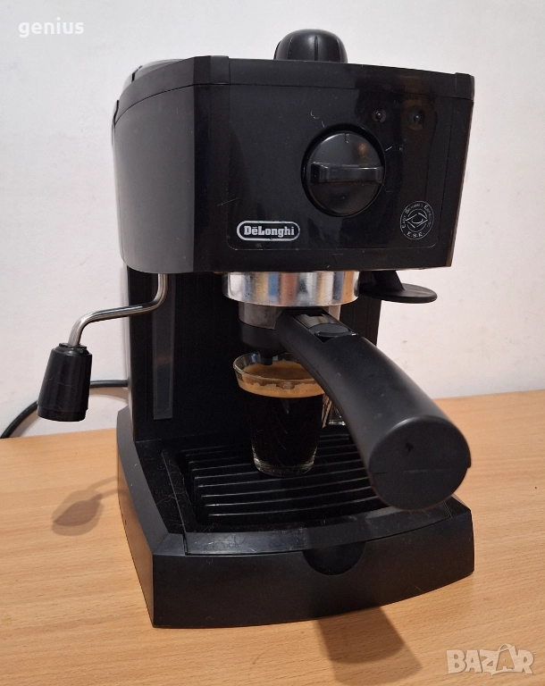 Кафемашина Делонги Delonghi ec150, снимка 1