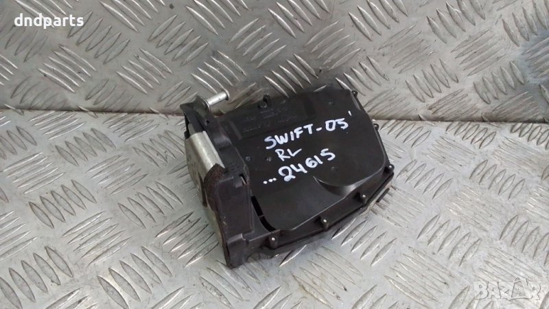 Брава врата Suzuki Swift 2005г.(задна лява)	, снимка 1