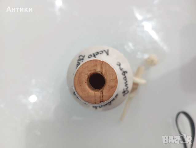 Стар порцеланов оливерник Goebel , снимка 12 - Чинии - 52661606
