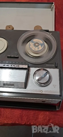 Ретро магнетофон