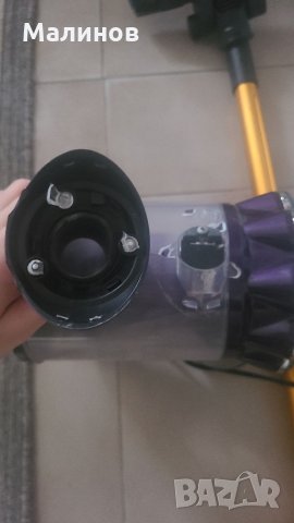 Вертикална прахосмукачка Rohnson за части, снимка 4 - Прахосмукачки - 35805068