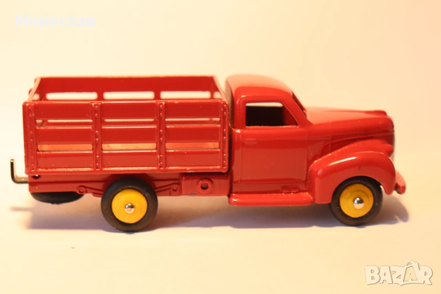 DINKY TOYS STUDEBAKER КАМИОН МОДЕЛ КОЛИЧКА, снимка 4 - Колекции - 53096346