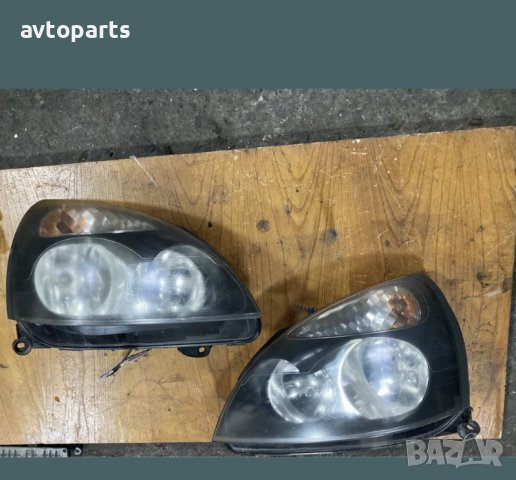 Renault Clio 2003година Фарове