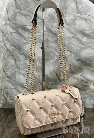 чанти guess , снимка 3 - Чанти - 50673061