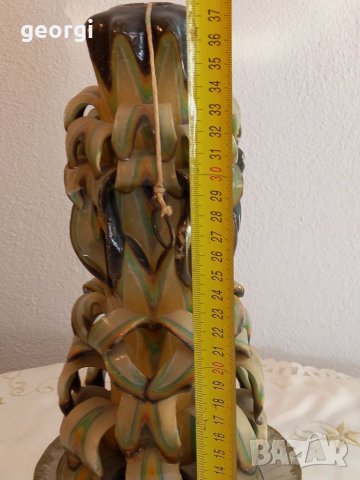 Метален свещник с голяма декоративна свещ, снимка 5 - Декорация за дома - 35738411