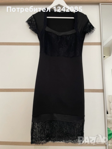 Черна рокля 