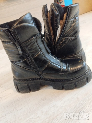 обувки, снимка 2 - Дамски ежедневни обувки - 53690940