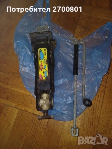 Крик от Форд Мондео